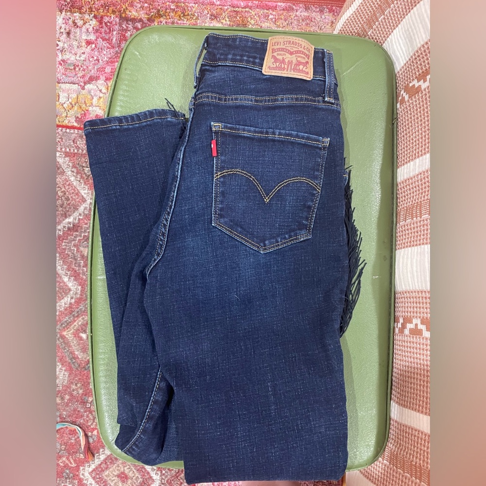 Finge hem Levi’s skinny jeans